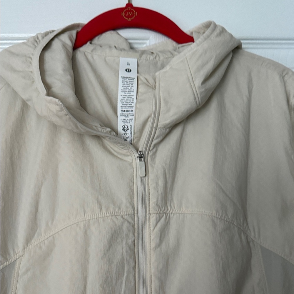 lululemon athletica Neutral Beige Hooded Zip Jacket